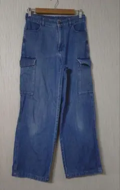 Item thumbnail for item 442ca0f9-f972-4c38-9ce4-cdc774a0c06c