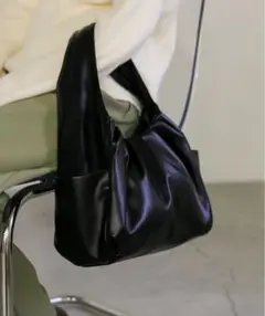 セレクトモカ　ハンドバック黒
