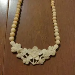 アイボリー　ネックレス　花　アクセサリー