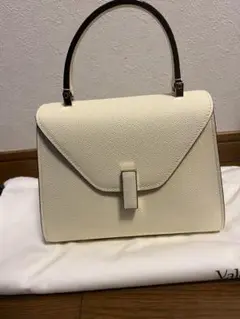 ヴァレクストラ ミニ イジィデ