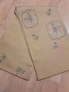 Item thumbnail for item dea79aee-b682-4e6e-a9a0-7463b997099a