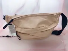 ALTROSE ボディバッグ ベージュ・カラナビ付き
