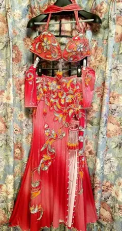 ベリーダンス用衣装 ジプシースカート インド製 eden 金刺繍入 ベリーダンス用衣装 美品 インド製】7段 eden 金刺繍入 ジプシー