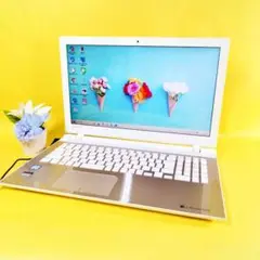 【すぐ使える！】設定済✨SSDノートパソコン　カメラ付き　薄型✨初心者おすすめ♪