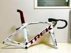 TREK 2019 MADONE SLR F/S ハンドル・ステム・シートポスト