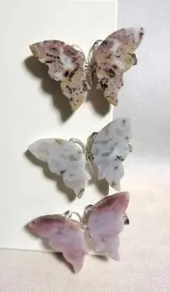 【新品】訳あり　天然石の蝶々のクリップ　8-116