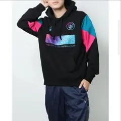 PUMA × マンチェスターシティ　パーカー　黒　Мサイズ　フーディ　エンブレム