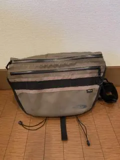 Item thumbnail for item 31ef04ab-a682-4564-b2a2-dd067a8039eb