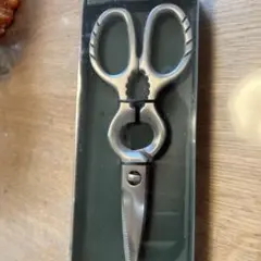 Item thumbnail for item 51d642bb-990c-48be-aed4-43e85f027602