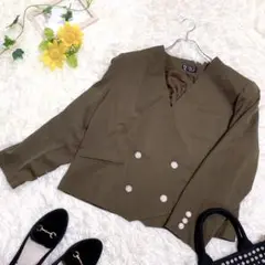 アイエレガンス⭐️ ノーカラージャケット 金ボタン ダブル ゴージャス 大きい