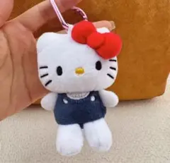 キーホルダー　キティ　ぬいぐるみ　カラビナ　ハート　サンリオ　セール