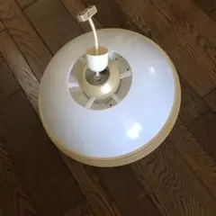 ホワイトゴールド円形照明
