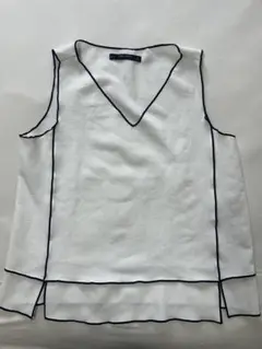 ZARA BASIC Vネックノースリーブ