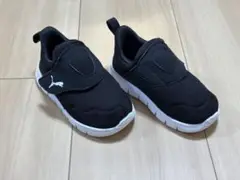 Puma ブラック スリッポン ベビーシューズ