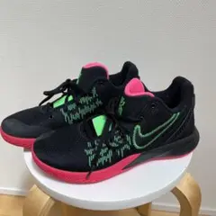 Item thumbnail for item cd03bb93-8cdc-4d92-882a-6b8890ea900a