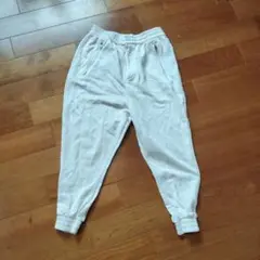 adidas ホワイト ジョガーパンツ