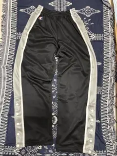 Champion トラックパンツ　y2k バスケットパンツ　ジャージ