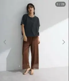 ブラウン ワイドパンツ