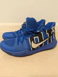 NIKE KYRIE 3 DUKE