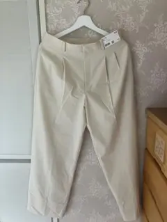 ユニクロ　タックワイドパンツ(L) UNIQLO タグ付き