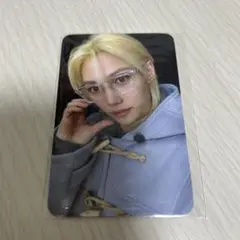 Item thumbnail for item 4b2c54ef-4302-4949-af68-ee5d14e8d42e