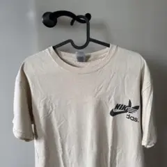 メルカリ Tシャツ