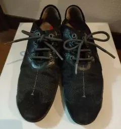 PRADA 黒スニーカー