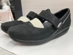 Item thumbnail for item 5ea4bdc4-0194-4966-91b1-7cc883f3cec1