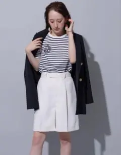 ロゴ刺繍Tシャツ