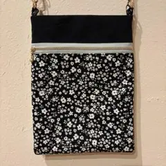 ハンドメイド　サコッシュ