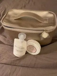 BVLGARI ポーチ ボディーミルク 石鹸付き