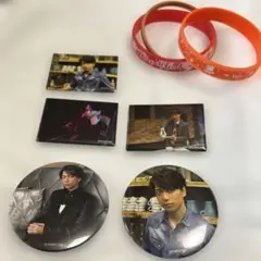 山崎育三郎 缶バッチ2 マグネット3 ラバーバンド 2
