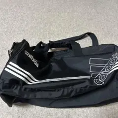 adidasボストンバック