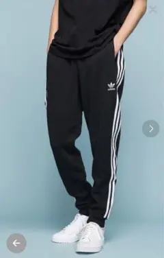 adidasラインパンツ、トラックパンツ