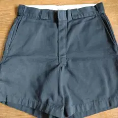Dickies 黒 ショートパンツ