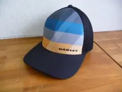 USオークリー SILICON BARK TRUCKER 3.0 CAP新品