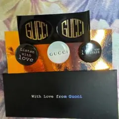 GUCCI メッセージピンバッチセット