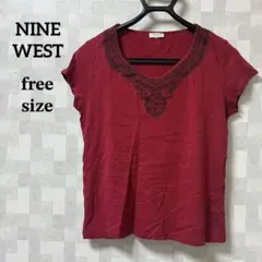 美品❗️NINE WEST 赤 Vネック 半袖Tシャツ 黒刺繍 レッド 夏服