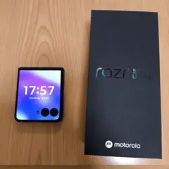 国内版 Motorola razr 50 Ultra ミッドナイトブルー