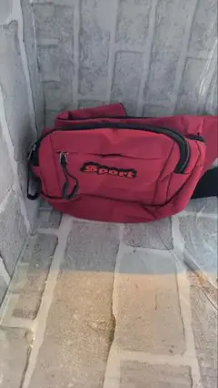 新しいチェストロゴ入りSport 赤 ボディバッグ