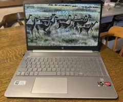 HP 15s-eq2060au ノートPC 15インチ　2021年モデル
