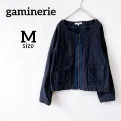 Z【ギャミヌリィ】ブルゾン ノーカラージャケット M 長袖 濃紺 ポケット 羽織