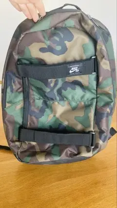 Nike SB カモフラージュ　リュックサック　バックパック