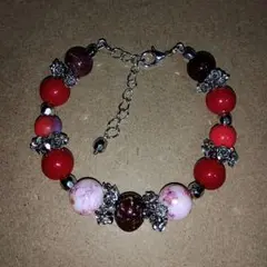ハンドメイド　ブレスレット　赤系