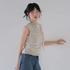 Uenui SIDE TIE RUCHED TOP