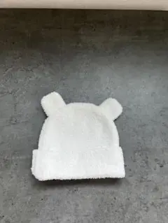 ユニクロベビー　 ニット帽 帽子　ベビー帽子 ニットキャップ ホワイト　くま