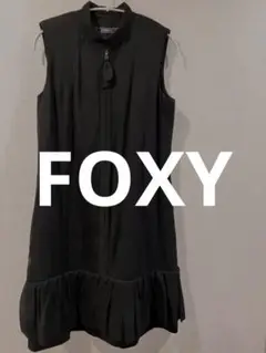 美品 フォクシーワンピース黒