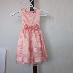 女の子　ピンク がかったオレンジサテン ドレス 　サイズ100