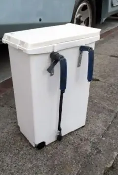 中古のゴミ箱