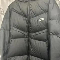 Nike ブラック ダウンジャケット フード付き